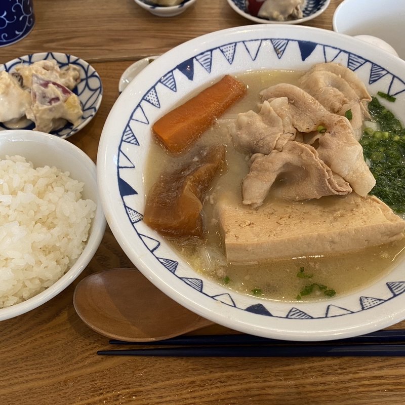 ごちとん豚汁(ごちそうとん汁)