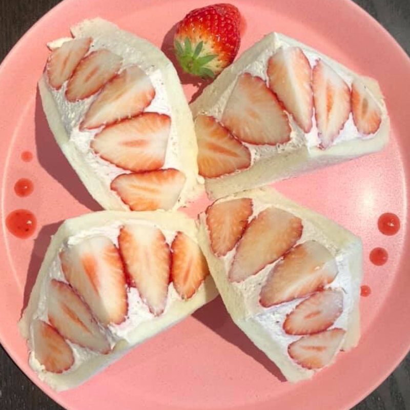 いちごサンド(重義)