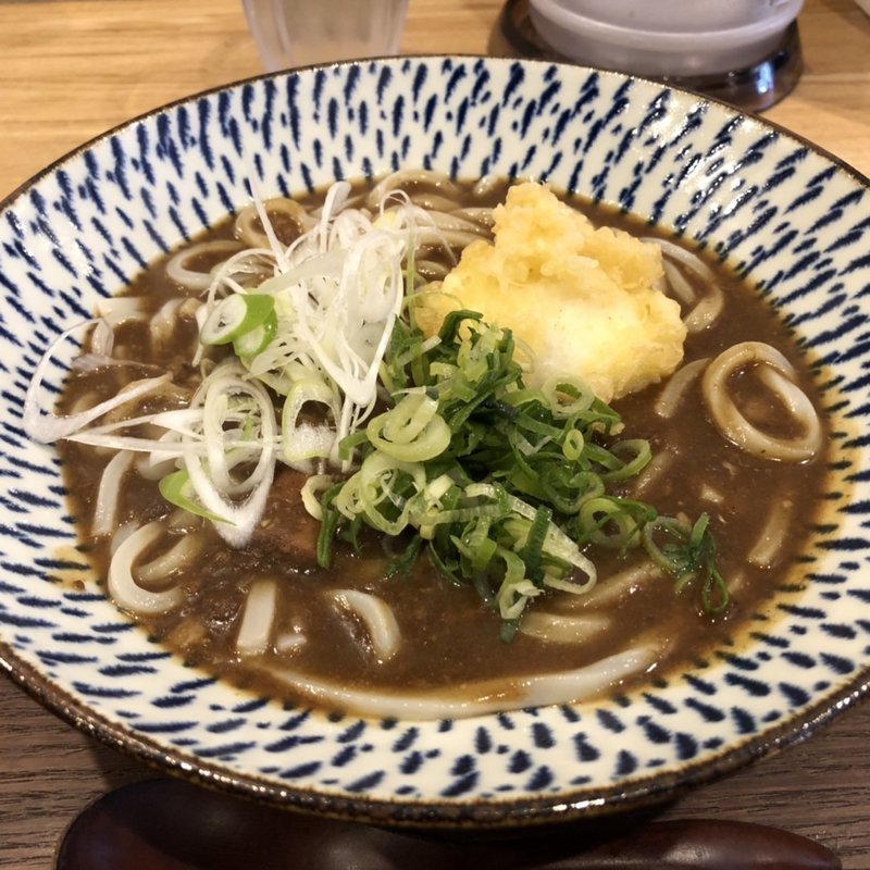 カレーうどん(牛テールうどん 和尾(わび))