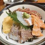 海鮮丼