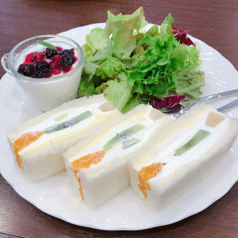 フルーツサンド(さかい珈琲 小野店)