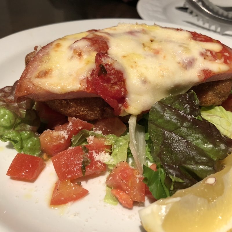 熊本産豚肉のカツレツ　ボローニャ風(イタリア料理 CIBI)