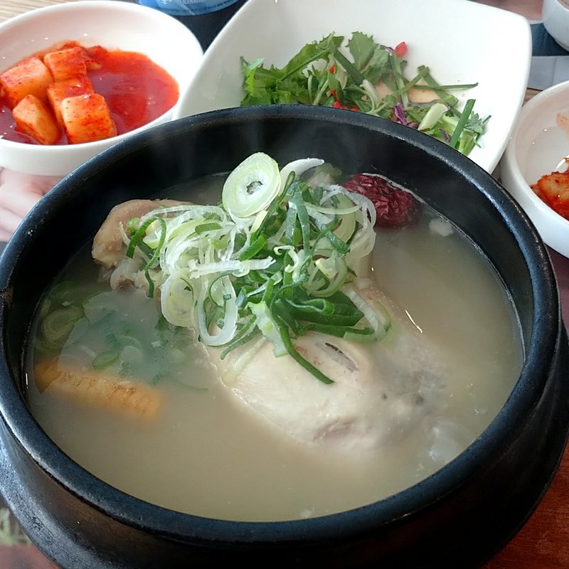 参鶏湯(三五亭)