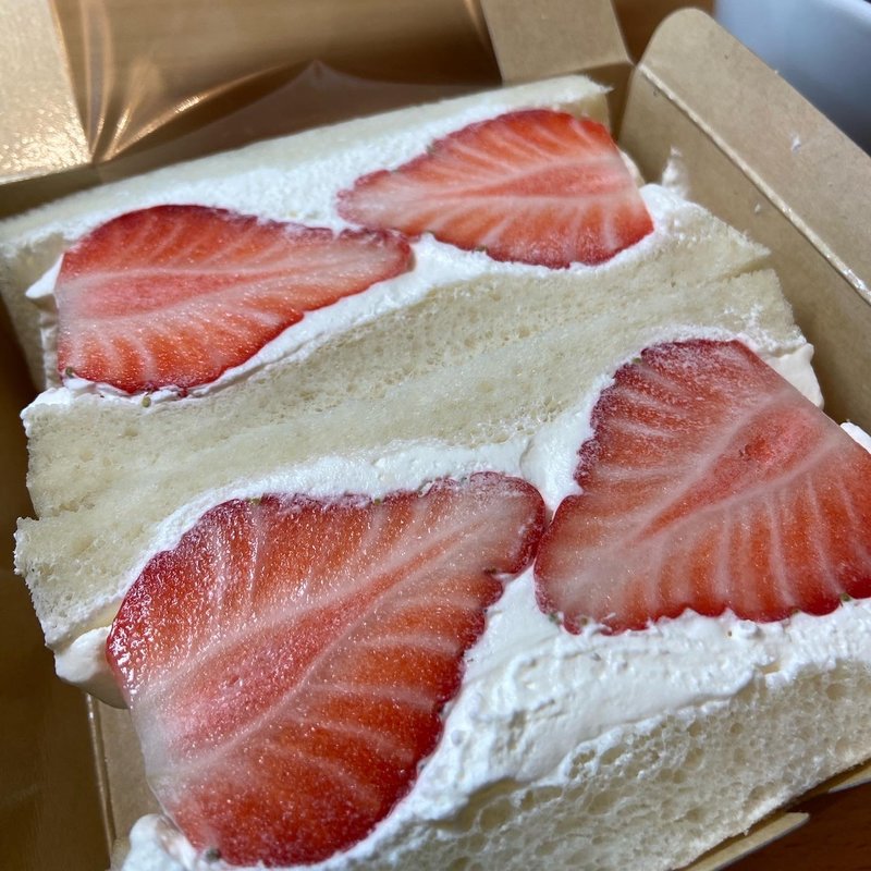 苺サンド(hidamari)