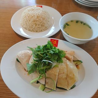 スチームチキンライス 威南記海南鶏飯 日本本店 Wee Nam Kee Chicken Rice ウィーナムキーチキンライス の口コミ一覧 おいしい一皿が集まるグルメコミュニティサービス Sarah