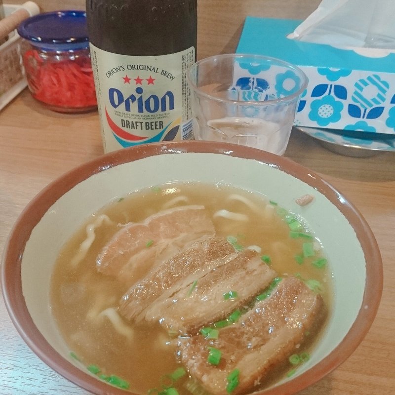 軟骨ソーキそば(三丁目そば )