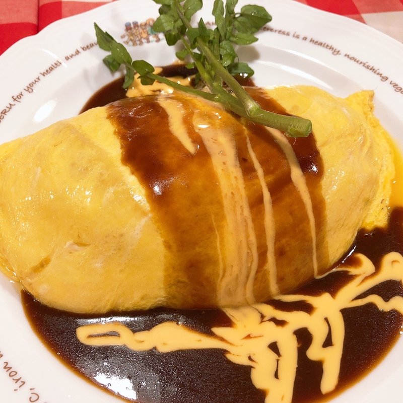 餅もちチーズオムライス(ラケル新宿西口店)