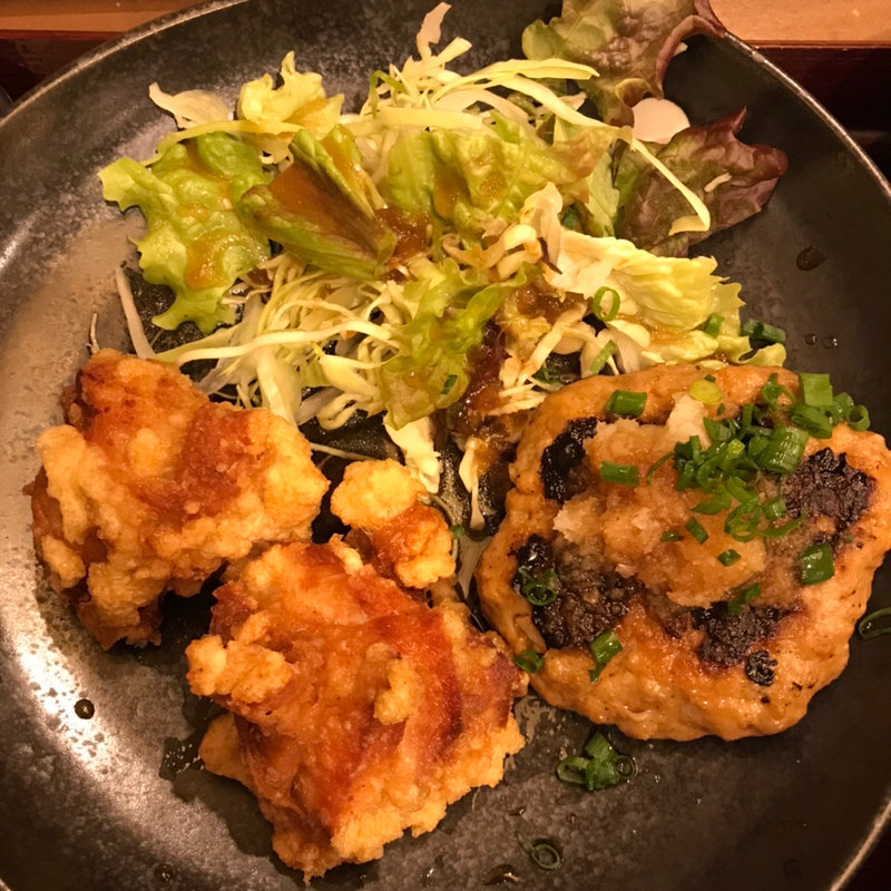和風ハンバーグと唐揚げ定食(炉端焼　蔵)