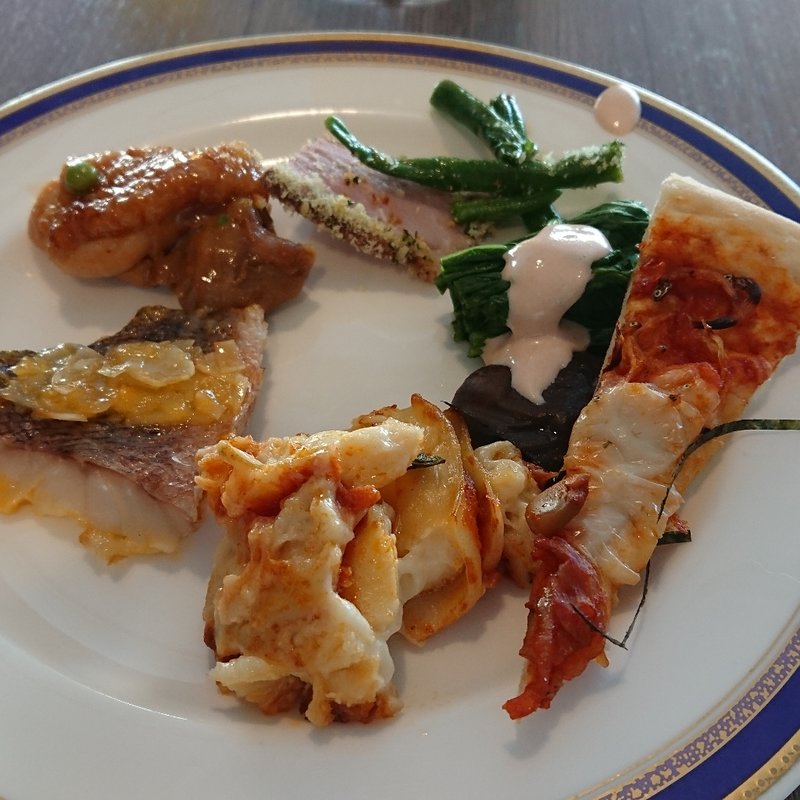 ブッフェ(温製料理)(ケッヘル)