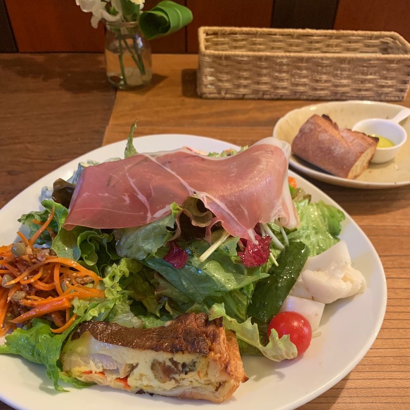 サラダプレート(ｃａｆｅｔｏｒａ)