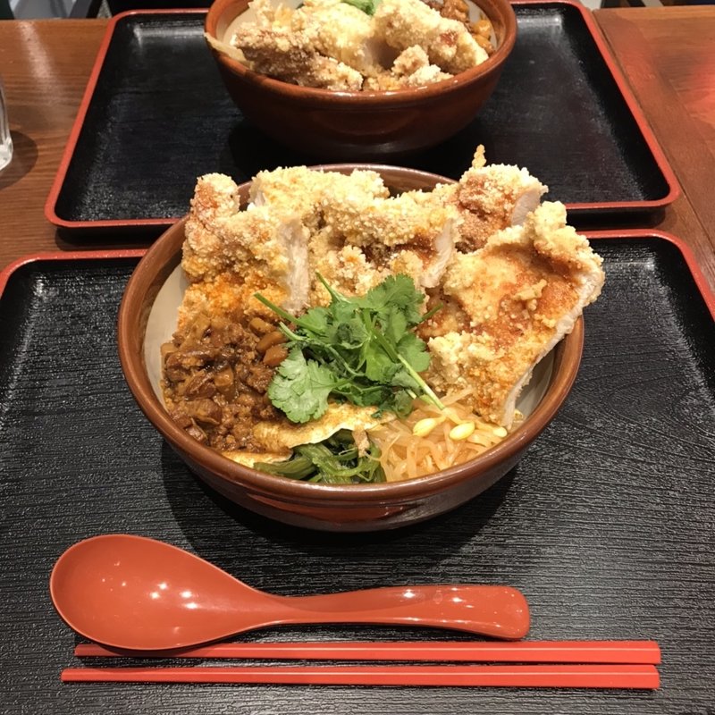 鶏拝魯肉飯(灯 by 台湾甜品研究所　グランツリー武蔵小杉店)