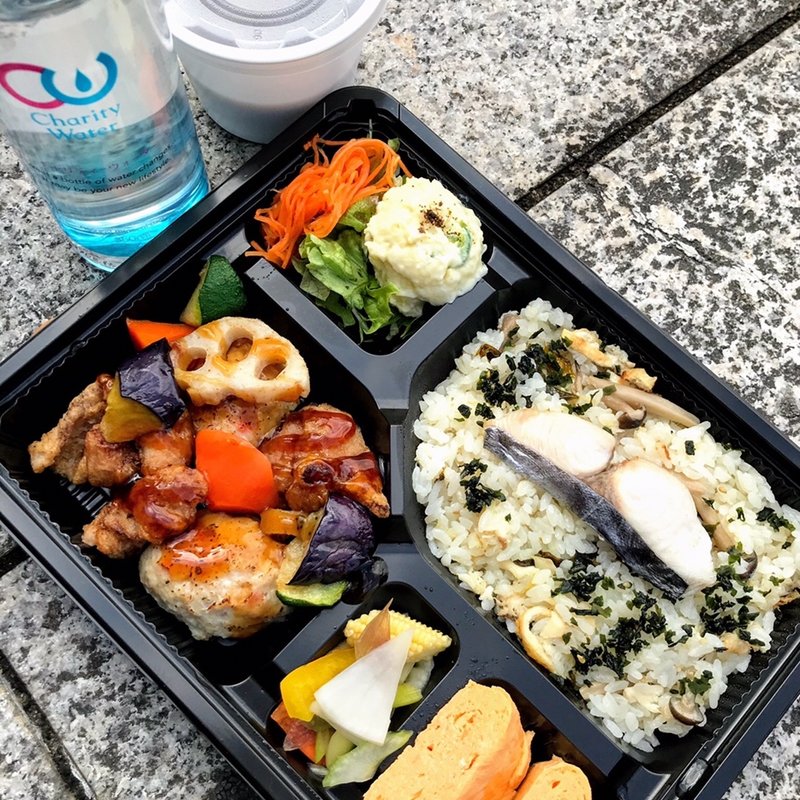 ロケ弁(やまけん酒店)