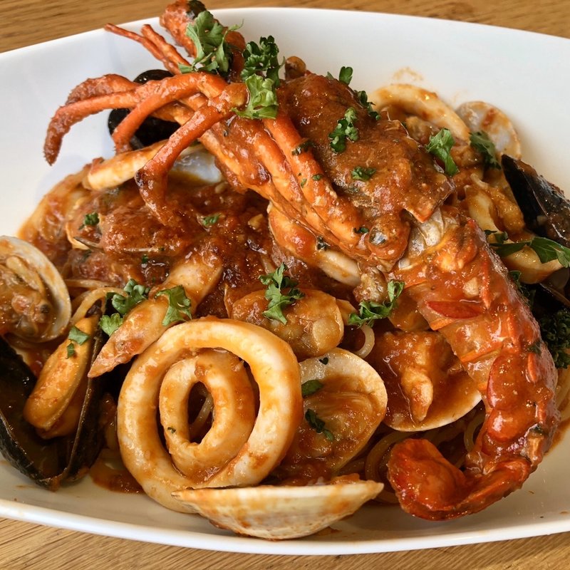 魚介たっぷりペスカトーレ(館山なぎさ食堂)