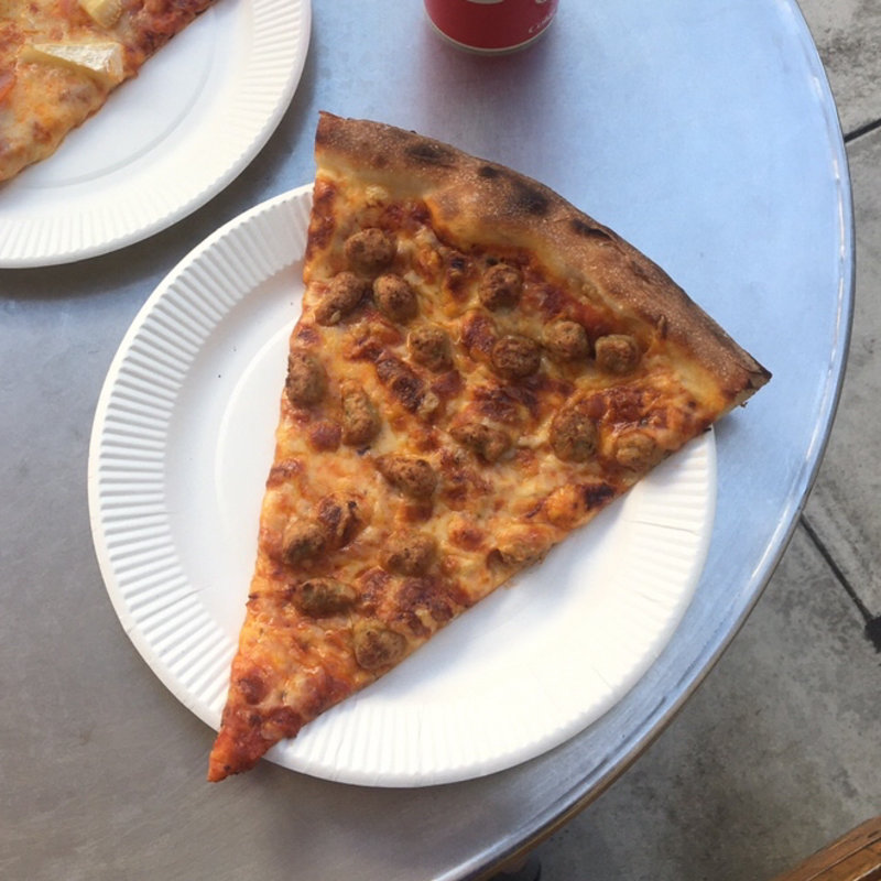 イタリアンソーセージ(PIZZA SLICE 2)