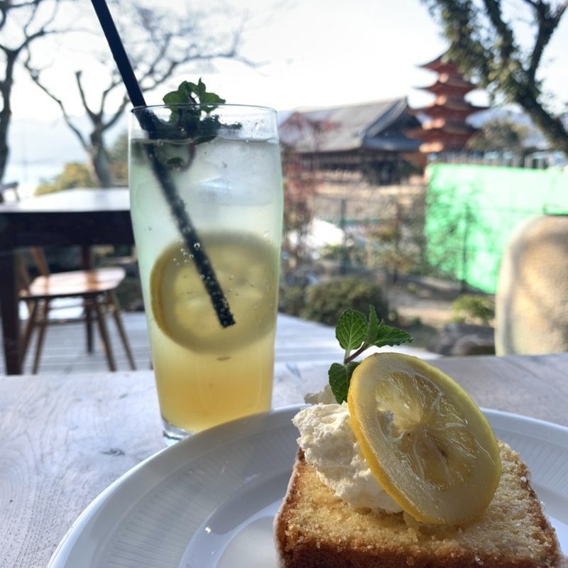 レモンソーダとレモンケーキ(天心閣 （テンシンカク）)