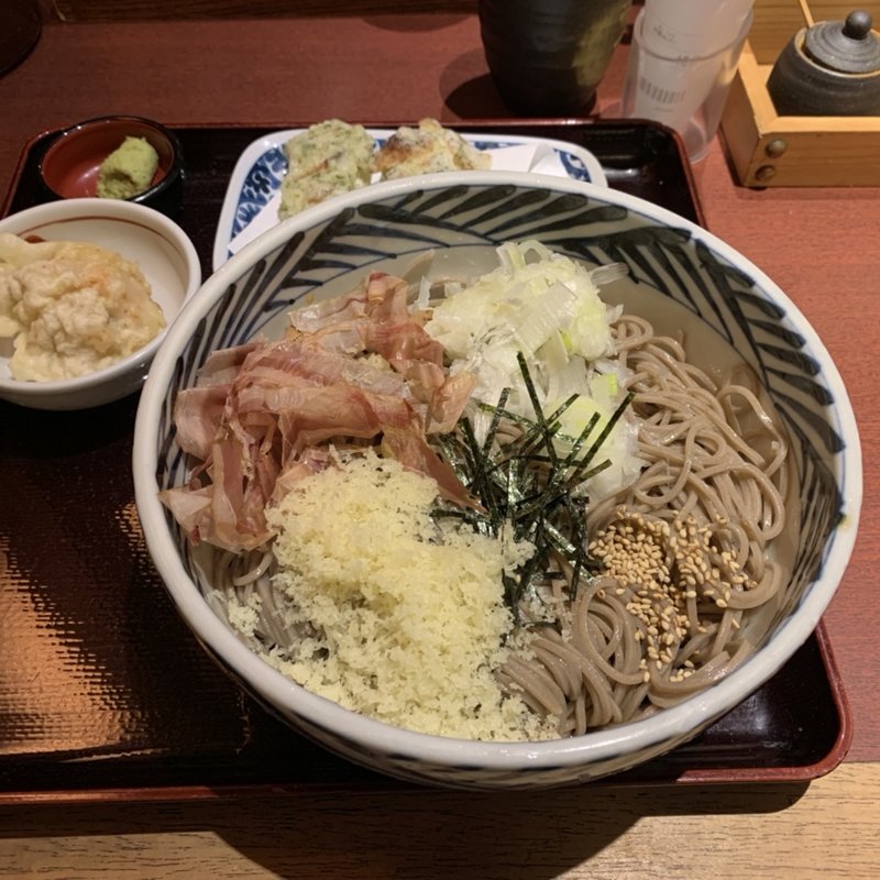 冷やしぶっかけそば(おらがそば 八重洲地下街南口店)