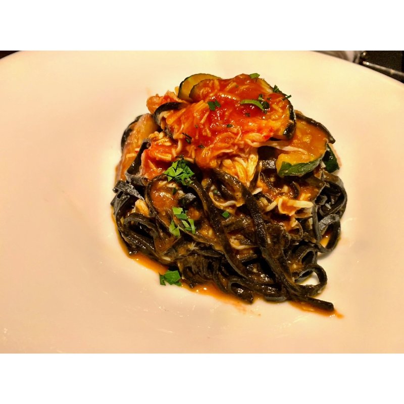 (炭焼きステーキとワイン obiobi)