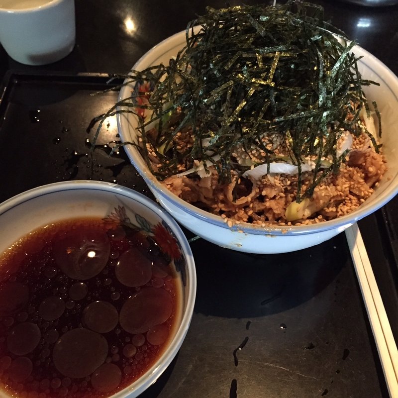 冷たい肉そば(そば処港屋 （MINATOYA、みなとや）)