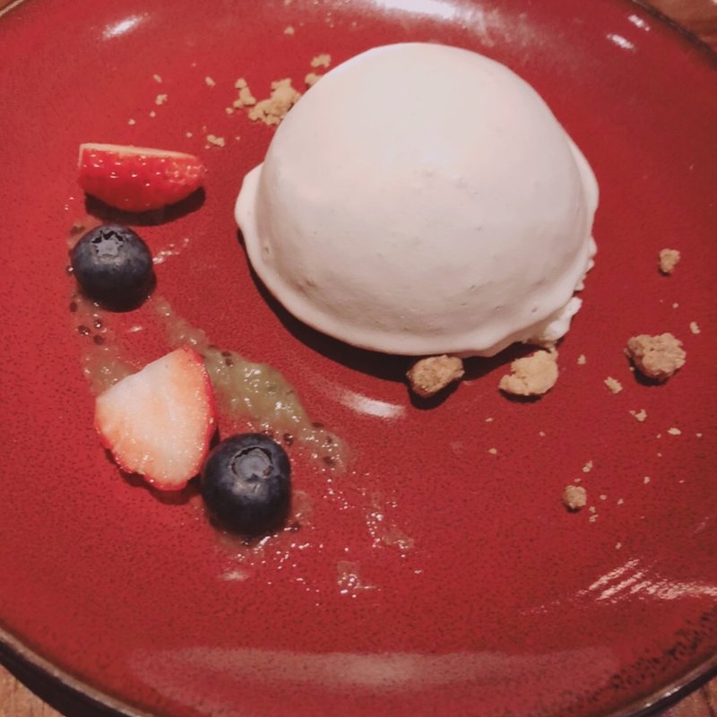 アボカドレアチーズケーキ(el caliente -modern mexicano- （エル　カリエンテ）)