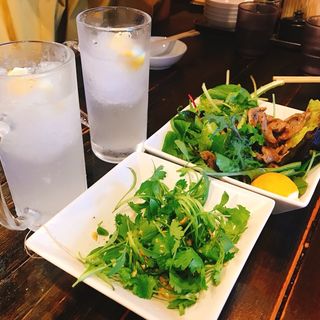 パクチーサラダ(四一餃子)