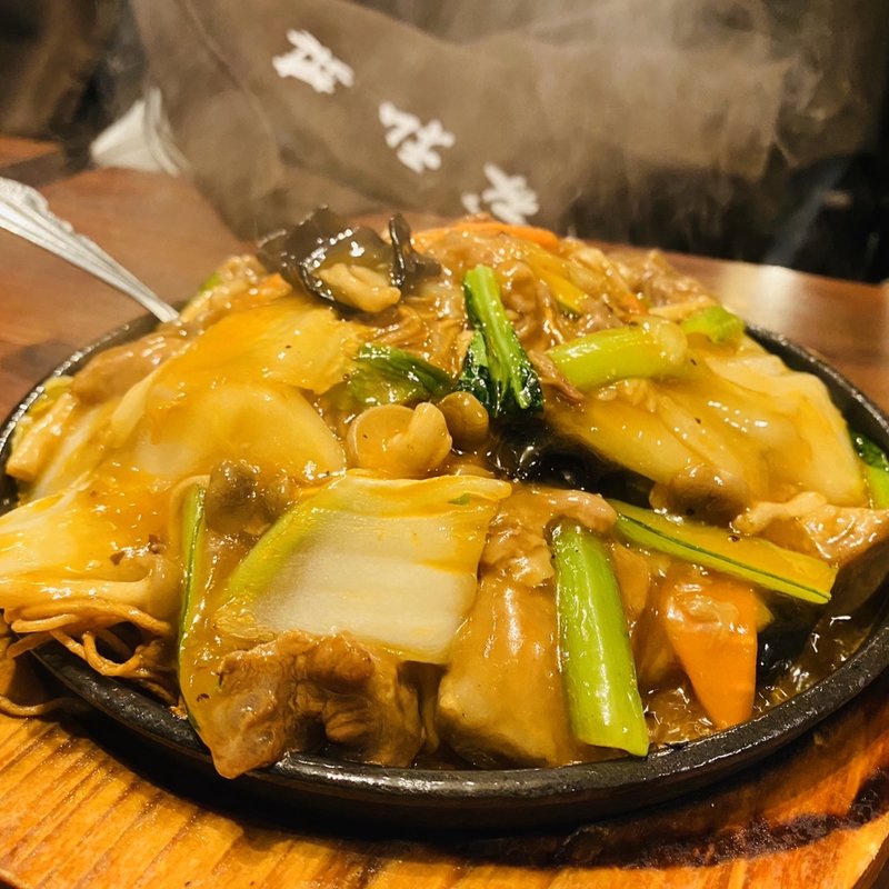 牛バラ肉あんかけ特製焼きそば(陳家私菜 有楽町店)