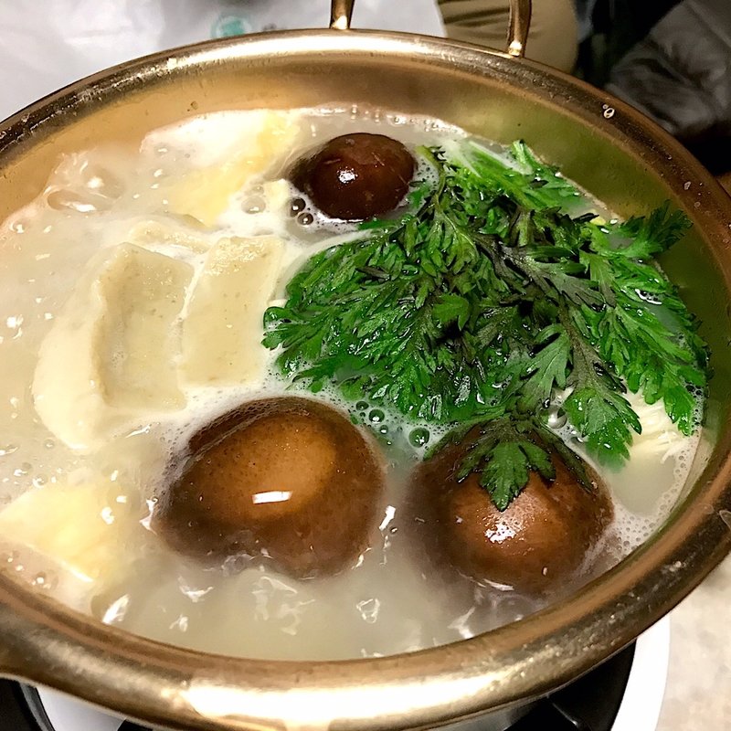 水炊き(西陣 鳥岩楼 （にしじん とりいわろう）)
