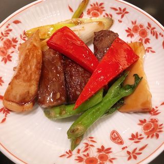 和牛と季節野菜のオイスターソース炒め(赤坂璃宮 銀座店 （アカサカリキュウ）)