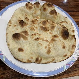 ナン(エンバシーハラルレストランミルハ )