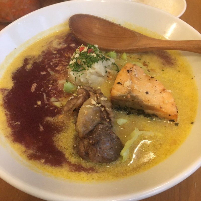 北欧風サーモンポタヌードル(鶏ポタラーメンTHANK お茶の水)