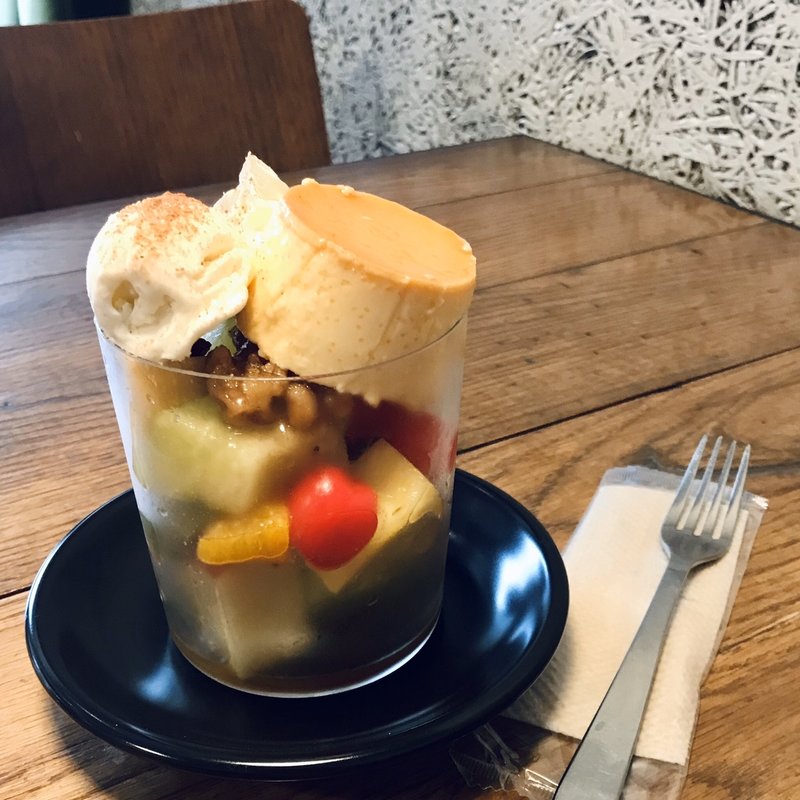プリンアラモード(MONZ CAFE 門前仲町店 （モンズカフェ）)