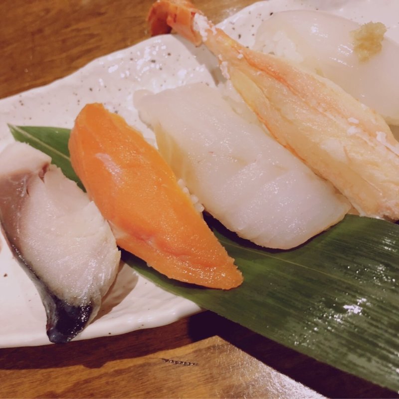 おまかせ寿司(マルカン漁業部 海がき本店 )