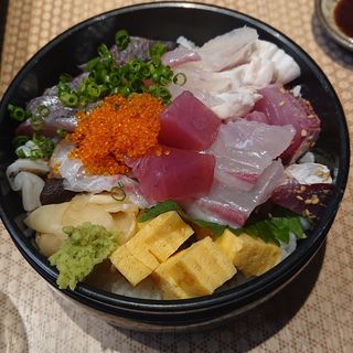 海鮮丼(飯屋 いの吉)