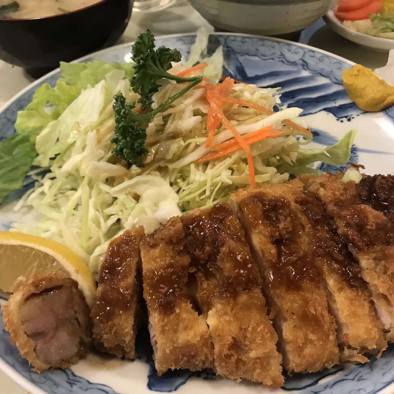 とんかつ定食(とんかつ　あけぼの)