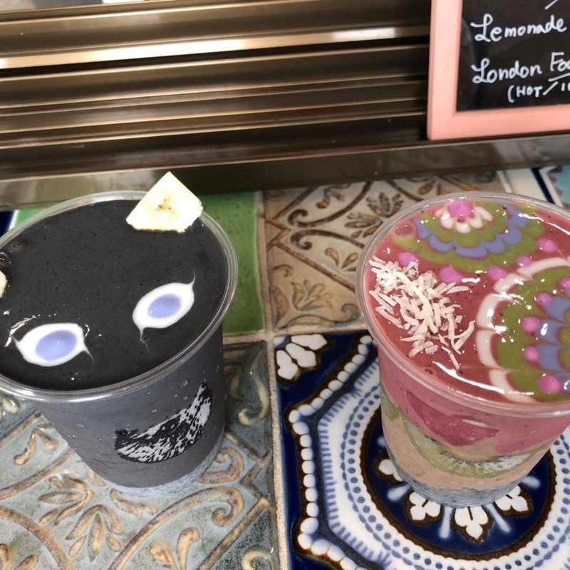 チョコセサミシェイク チェリーチョコスムージー(berg cafe)