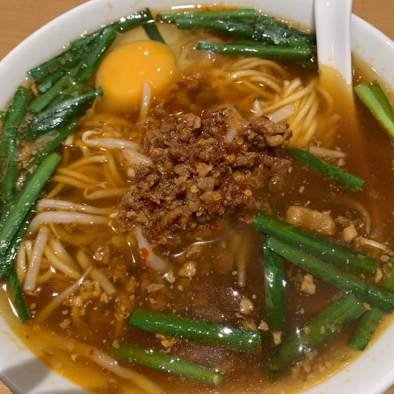 台湾ラーメン　卵のせ(味せん)