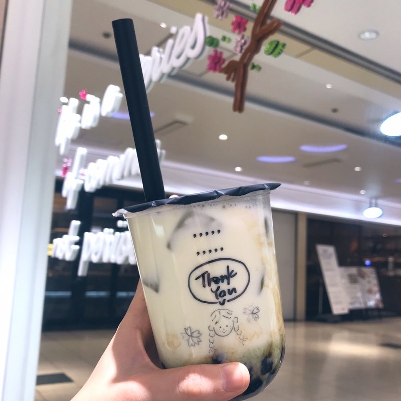 こだわりのずんだラテ(コンマティー 新宿サブナード店)