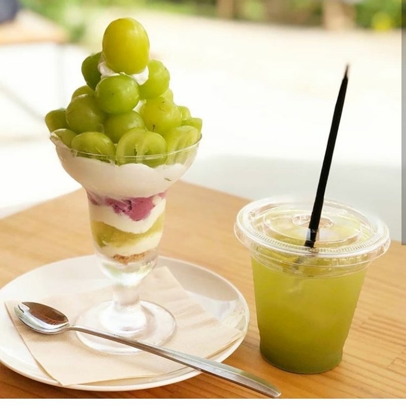 マスカットパフェ(葡萄屋コウフ ハナテラスカフェ)