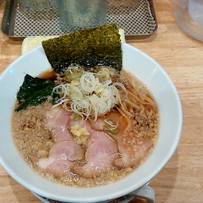 背脂ジンジャー新潟SOUL(肉中華そばムタヒロ)