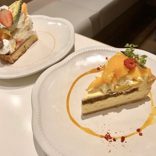 (ラメゾンアンソレイユターブル)