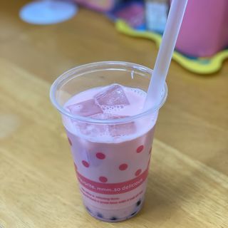 いちごミルク(nagano crepe panda（長野クレープパンダ）)