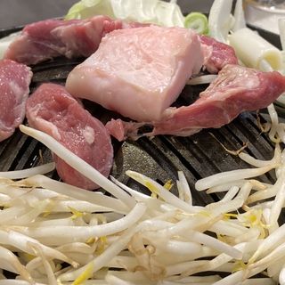 シンギスカン(炭火焼ジンギスカン 味の羊ヶ丘)