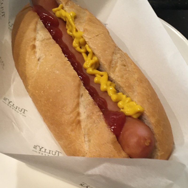 ボールパークドッグプレーン(タリーズコーヒー 上野広小路店)