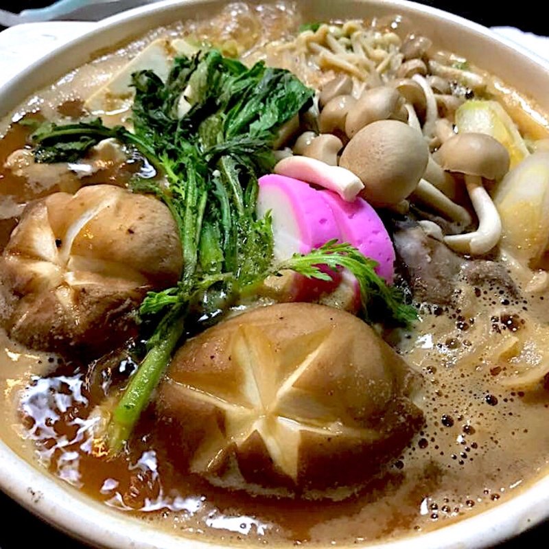 鳥鍋(鶤鶏や （とうまるや）)