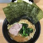 ラーメン 並 のり増し(横浜ラーメン 武蔵家 御茶ノ水店)