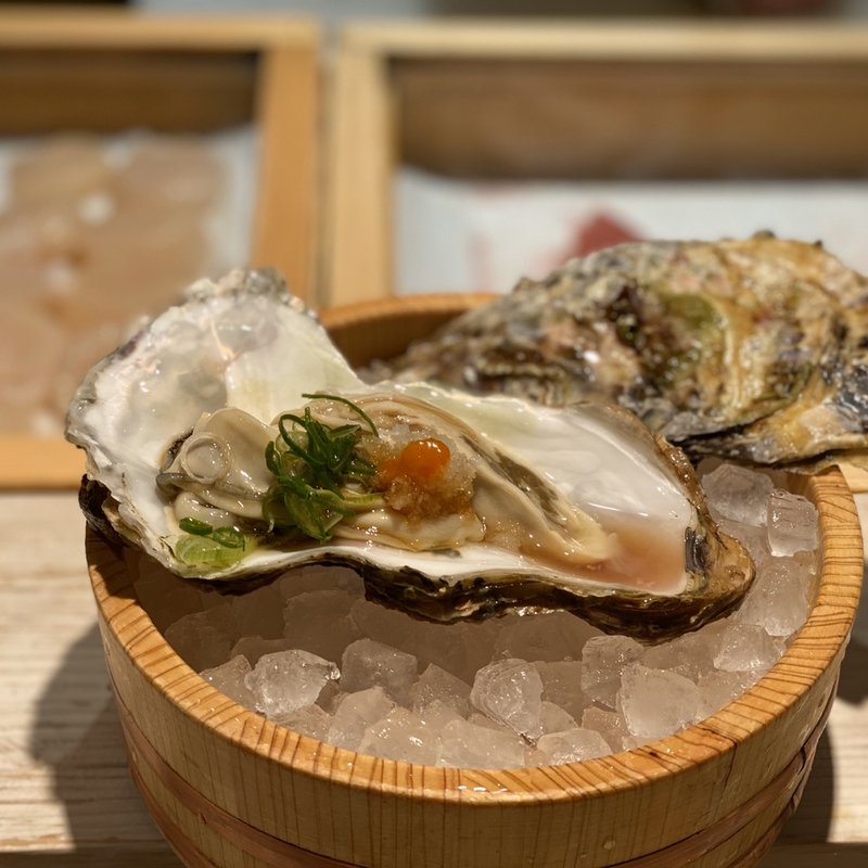 生牡蠣(虎杖 表店)