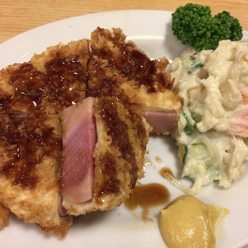 ハムフライ ポテトサラダ(大露路)