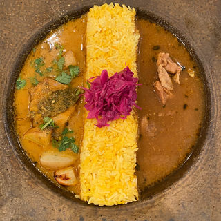 チキンカレーとの2種盛り(ピワン （piwang）)