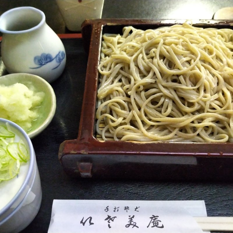 おろし蕎麦（大盛り）(いさ美庵)