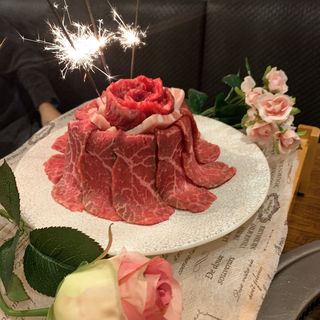 肉ケーキ(五島牛一頭買い焼肉 黒バラモン 田町店)