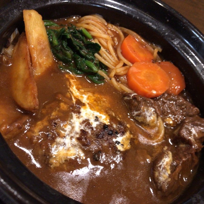 ビーフシチューハンバーグ(洋食 みやび )